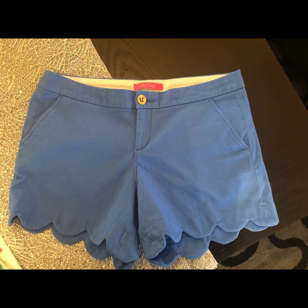 Lilly Pulitzer Scalloped Shorts size 8